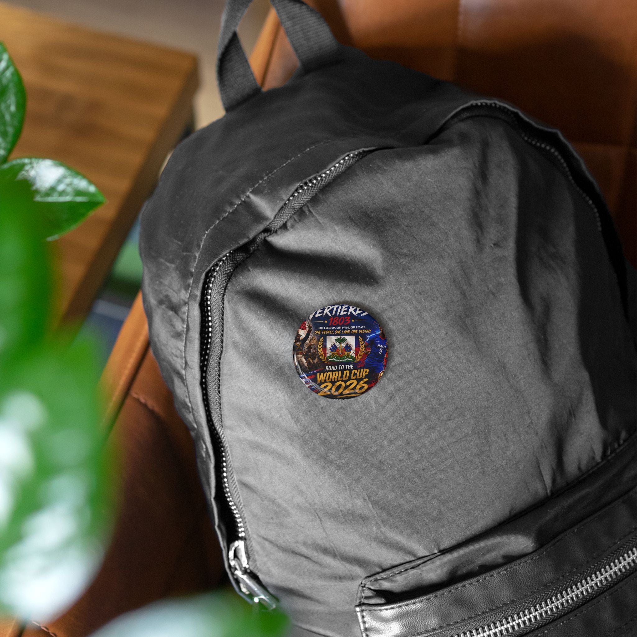 Haiti World Cup 2022 Round Pin – 'Road to the World Cup' Flag Button